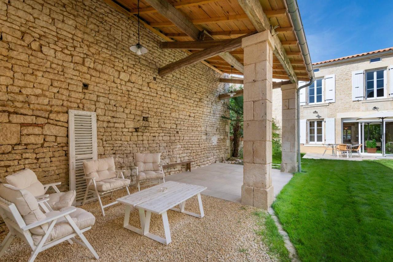 Bed and Breakfast Reves D'Autise Nieul-sur-l'Autise Exterior foto