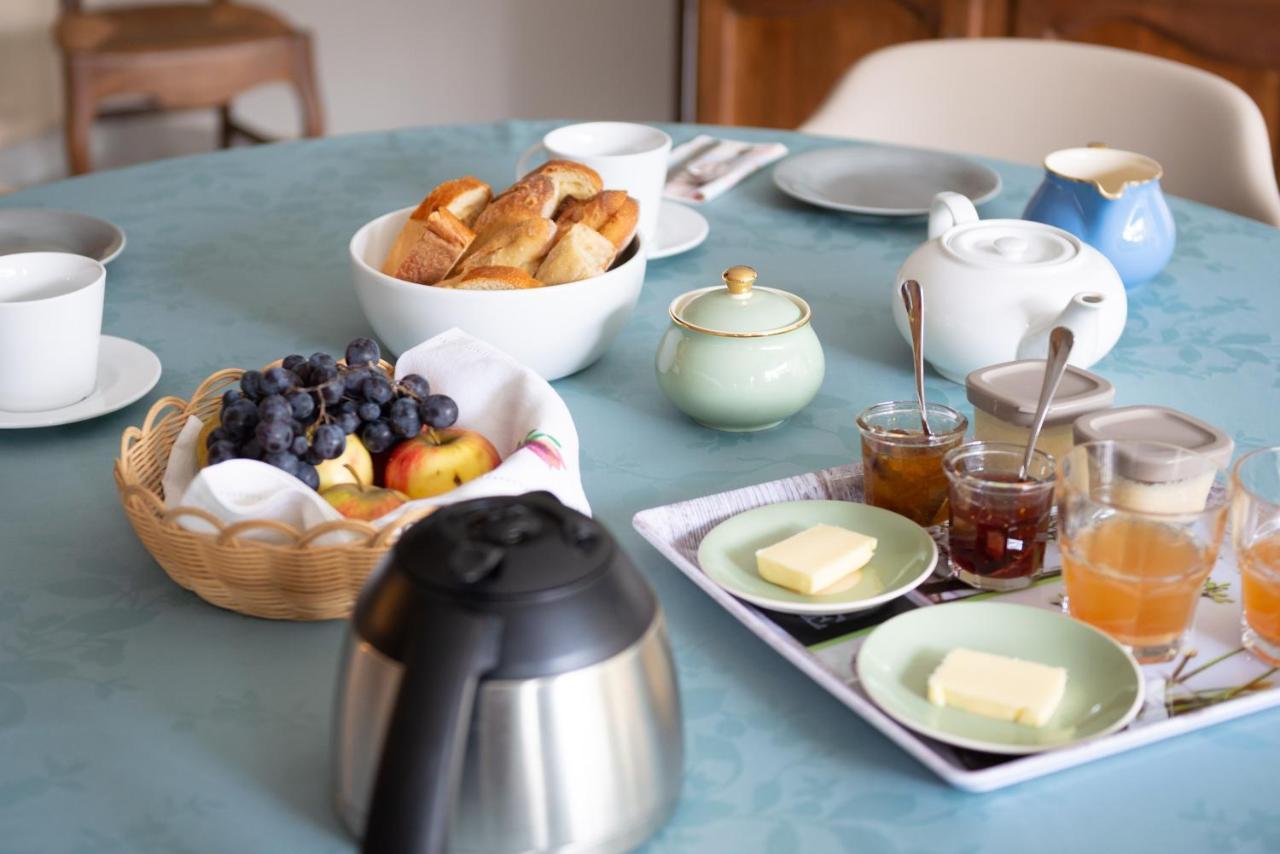 Bed and Breakfast Reves D'Autise Nieul-sur-l'Autise Exterior foto