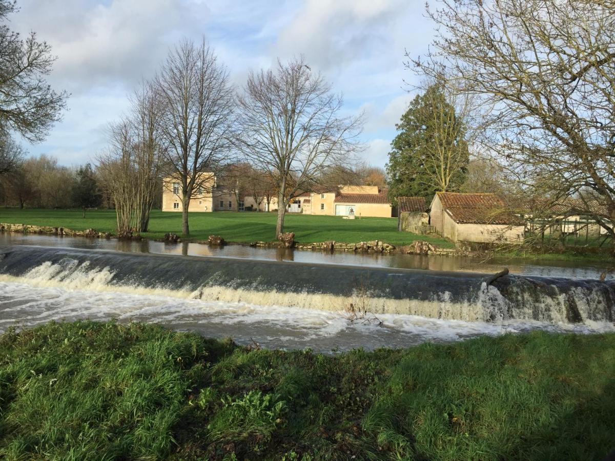Bed and Breakfast Reves D'Autise Nieul-sur-l'Autise Exterior foto